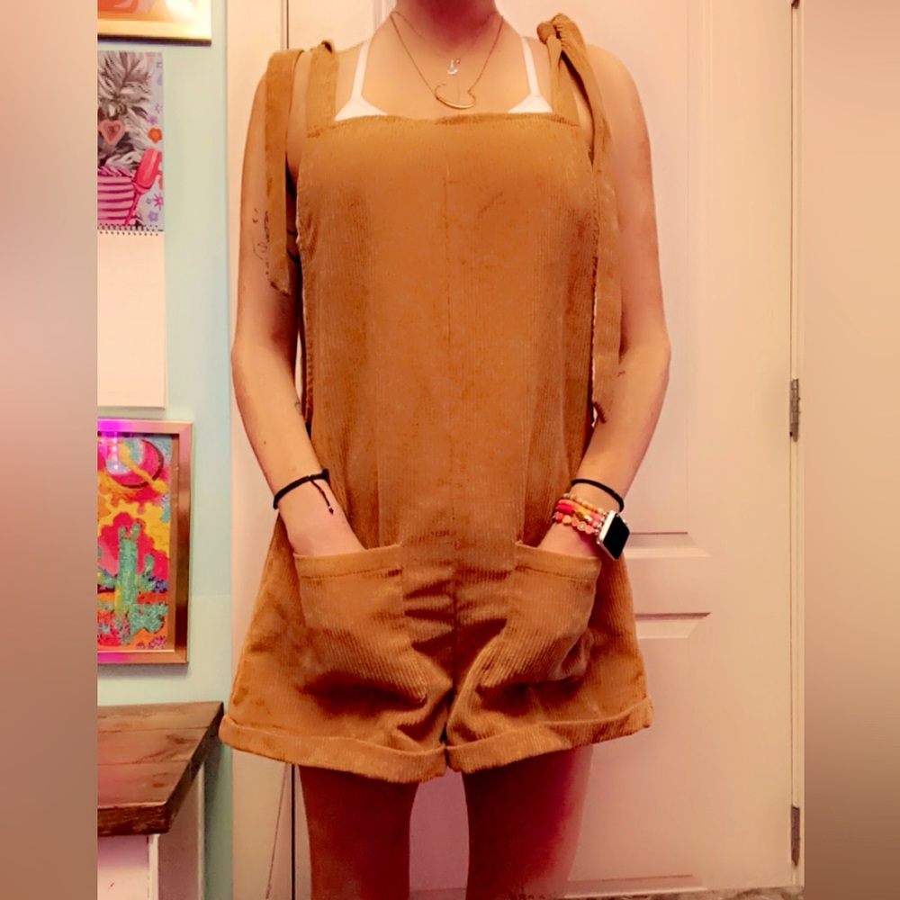 Corduroy adjustable romper